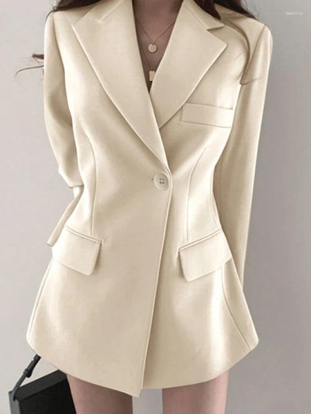 Abiti da donna 2024 Primavera Moda Oversize Blazer bianco Coreano Elegante Slim Stile britannico Giacca da completo da ufficio