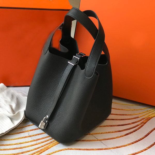 TOTES 10A Luxurys Tasarımcıları Çantalar Moda Omuz Çantaları Yüksek Kaliteli Kova Çanta Bayanlar Crossbody Cüzdanlar Kadınlar Çekme Çanta Deri Debriyaj Çanta