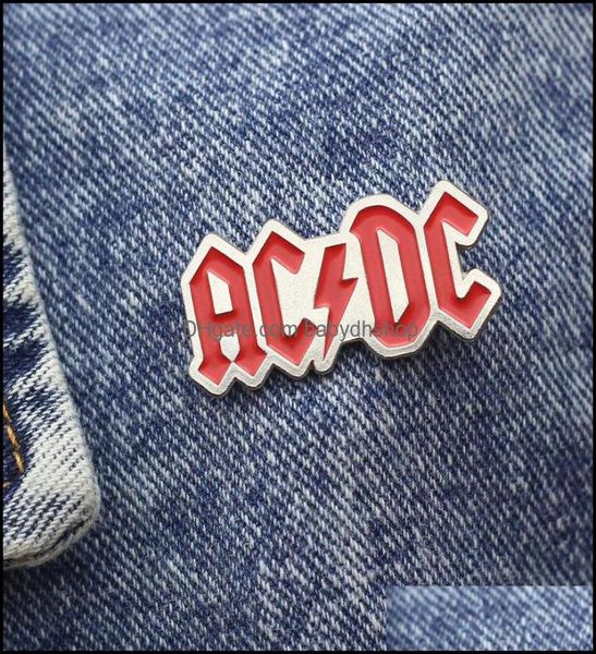 Çizgi Film Aksesuarları Ürünler Bebek Çocuk Anne Çekme İlginç ACDC MÜZİK BROOCH METAL EMAMEL YAPI Rozeti Kot Ceket Backp6916287