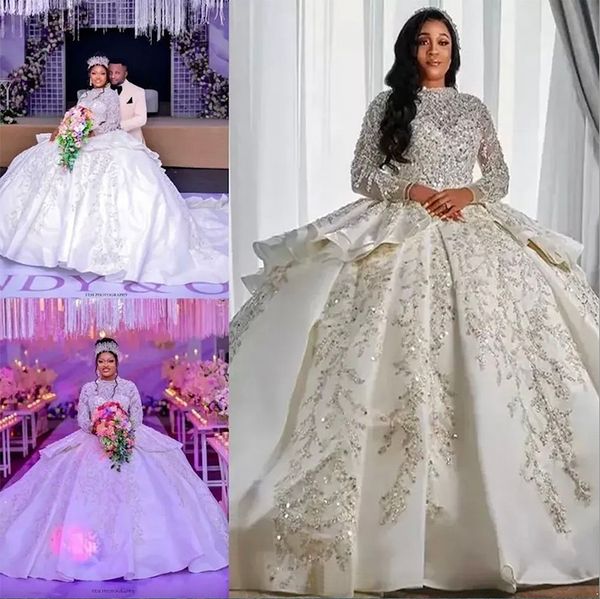 Lussuoso stile arabo A Line Abiti da sposa Maniche lunghe Puffy Train Princess Sparkly Paillettes Abiti da festa da sposa Plus Size Robe De Marriage