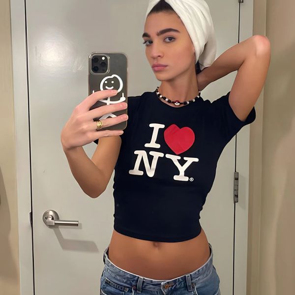 T-shirts New York NY O Boyun Kadınları Kırpılmış Üst Harajuku Gotik Giysileri Y2K Yaz Moda Tişört Bebek Tee 2000s Tshirt Dropship