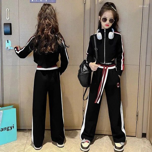 Set di abbigliamento 2024 Ragazza adolescente Sport Autunno Inverno Abbigliamento per bambini Crop Top Giacca con cappuccio Pantaloni a gamba larga Tuta Bambini 9 10 11 12 anni