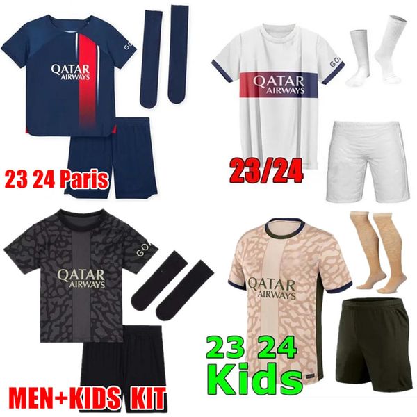 Maillots Mbappe Soccer Jerseys 24 25 Kits de futebol infantil Paris Hakimi Marquinshos Verratti Surquitos uniformes meias Maillot de Foot Es Baby Shirt 1102 123