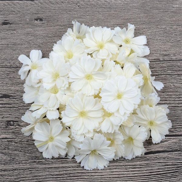 Dekorative Blumen, 4 cm, Gänseblümchen, Handarbeit, Partyzubehör, Hochzeit, gefälschte Blumengirlande, Zubehör, Heimdekoration, künstliche Köpfe