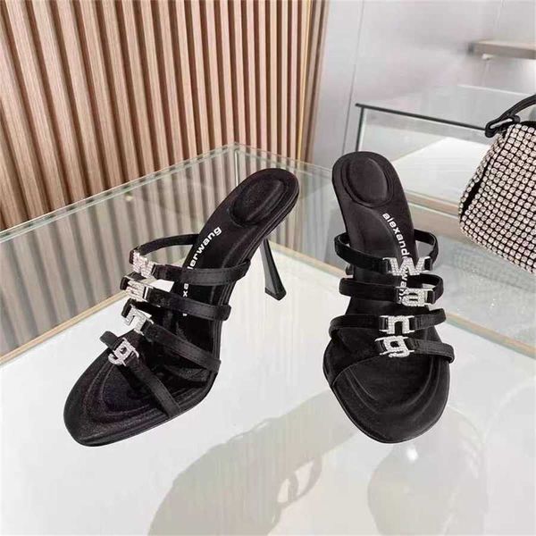 Top Black Black Open High Heels Womens Sexy Fashion Lace Up Flip Flops Round Heel Sandals Sandals Sandals Sandalo estivo 240228