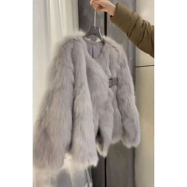 Pelliccia 2023 Nuovo cappotto di procione crittografato per donna, lunghezza media, volpe giovane e alla moda, versione coreana di Haining 675874