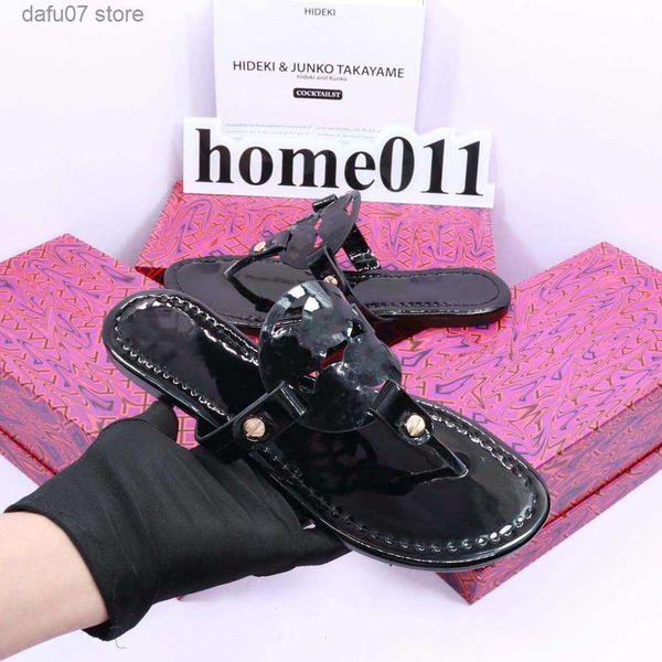 Pantofole Designer Tory Miller Sandali morbidi Donna Famose diapositive Ciabatte con fascino Nero Marrone Plateau in pelle nuda Scarpe da donna Burches Estate Infradito da spiaggiaH240308