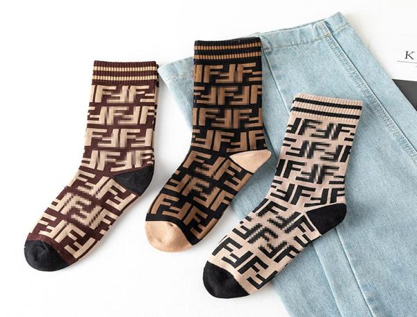 Hip hop senhoras meias de pilha macia outono e inverno novas meias femininas moda tubo de algodão sock9464920