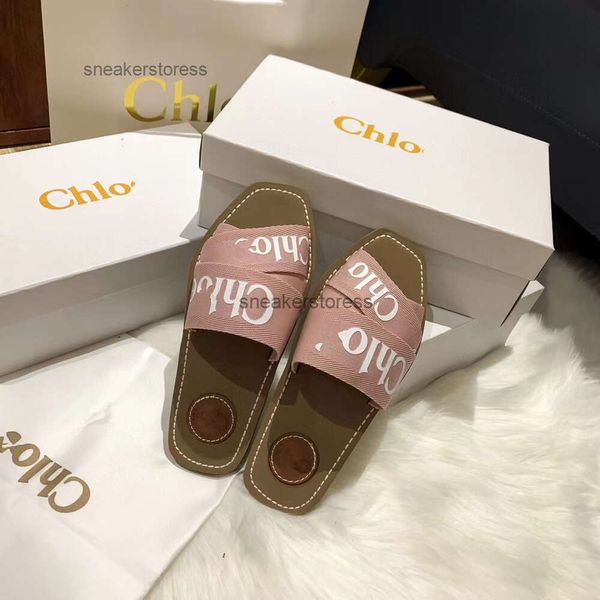 Layer High Brand Slipper Flat 2024 Designerversion französische Mode Sandalen Sandalen Damen gestickt Chlooe Outsohle Leichte Holzsäurekleidung Sandalen 0qsi