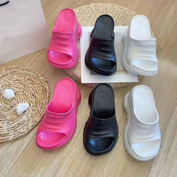 Mulher moda fundo grosso apartamentos sandálias meninas férias de verão praia chinelos macios slides casuais bombas altas 9cm sapatos de fundo tamanho 35-42