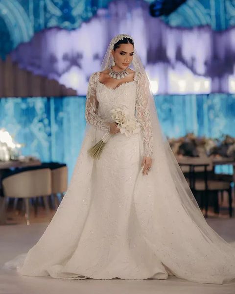 Árabe Aso Ebi Luxo Lantejoulas Muçulmano Sereia Vestido de Casamento Requintado Sheer Neck Lace Pérolas Frisado Mangas Compridas Vestidos de Noiva Tribunal Trem Vestido de Novia