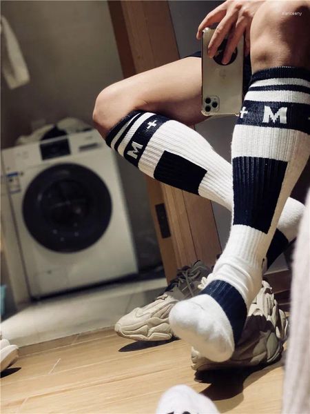 Erkek Çoraplar Tasarım Erkekler Seksi Erkek Eşcinsel Üst ve Alt Rahat Futbol Sporları Uzun Tüp Cosplay Socking Çorap Hediye