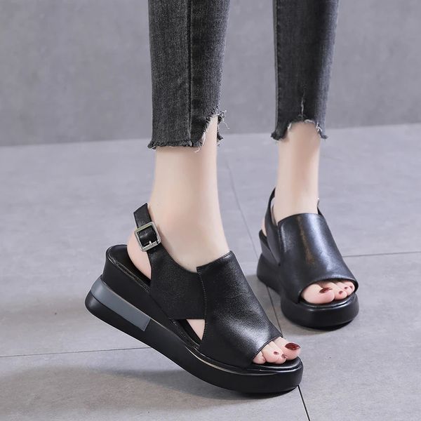 Verão feminino cunha salto alto sandálias de couro do plutônio cinta cruzada estilo coreano sapatos casuais senhoras dedo do pé aberto fivela sólida sandalias 240221
