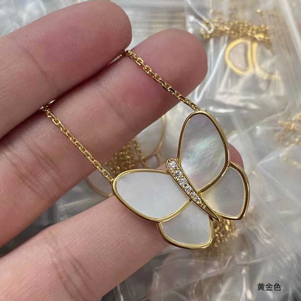 Designer-Halskette VanCF-Halskette Luxus-Diamant-Achat 18-karätiges Gold, reines plattiertes Gold, weiße Schmetterlings-Halskette, süßer und niedlicher Stil, dicke Kette, Hand
