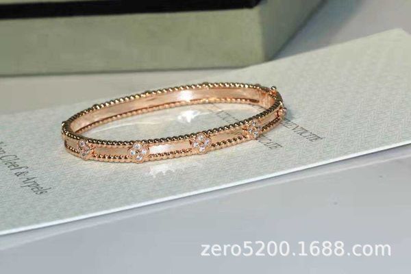 Bracciale rigido di design Bracciale VanCF dolce Trifoglio di giada Caleidoscopio Bracciale da donna con diamanti stretti v Bracciale in oro rosa 18 carati Capelli lisci U5XK