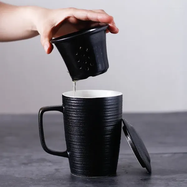 Кружки керамическая кофейная кружка с крышкой большой емкости керамический фильтр чайная чашка офисный стол простая бутылка для воды дорожная чашка посуда