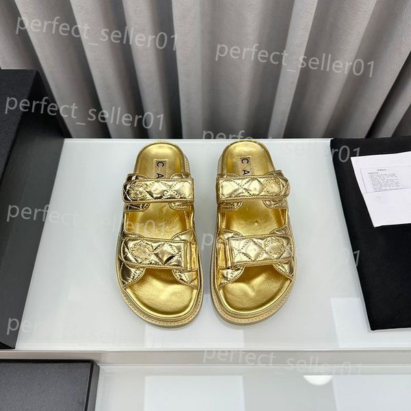 Heiße neue Designer-Hausschuhe 2024 SS Dad Sandalen Slides Schuhe Damen Flache Schuhe Strand Designer Sandalen Luxusschuhe zum Anziehen ohne Rückenriemen Sommer gestepptes Leder