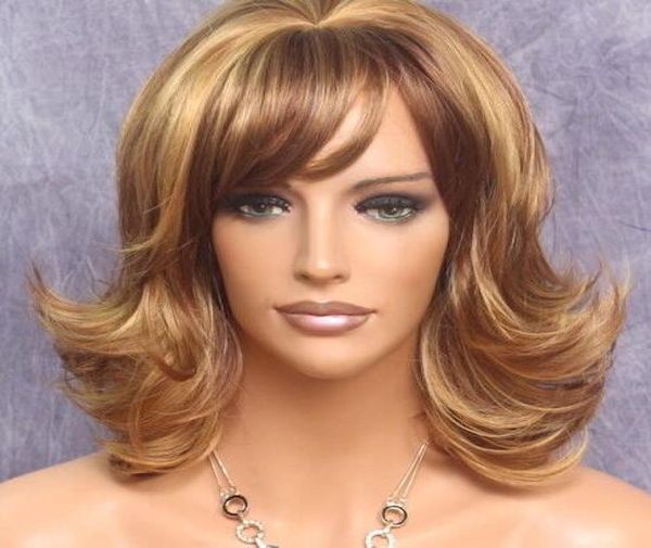 Pezzo di capelli corti a strati fondo Flip WIG Ginger Blonde mix bangs WAOL 27c29 NWT1289472