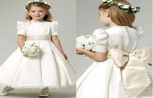 2019 vintage cetim flor menina vestido jóia pescoço tornozelo comprimento bolha mangas curtas rendas marfim comunhão vestidos com arco faixa9159262