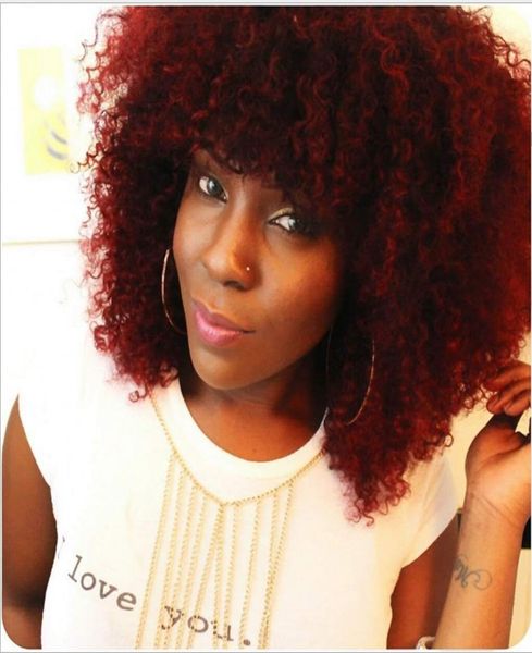 Neue rote Afro-Perücke mit kurzen Locken für schwarze Frauen, amerikanische Natura, brasilianische Vollschwarzblonde-Perücke mit Pony, synthetische Hitze, resi1092677