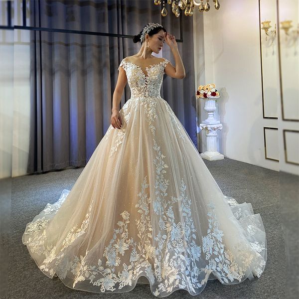 2024 Vintage Spitze Brautkleid Frau Flügelärmel Sheer O-Ausschnitt Blumenspitze Applikationen Weiche Tüll Brautkleider Plus Size Vestidos De Novias