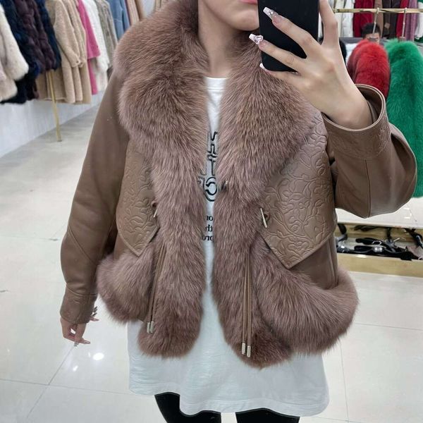 2023 Yeni Haining Fox Fur Entegre Kadınlar Sonbahar ve Kış Mocha Kısa Ceket Üstü 859140