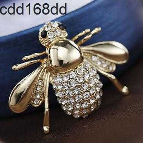 Pins Broschen Niedliche Biene Brosche Strass Anzug Ausschnitt Langer Rock Strickjacke Pin weiblich