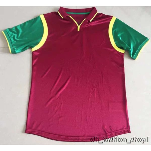 Retro Clássico 1998 1999 RONALDO Futebol Jerseys 2000 2002 2004 16 18 Portugal PAULETA RUI COSTA FIGO J.MOUTINHO NANI PEPE QUARESMA Portugieser Camisa de Futebol 520