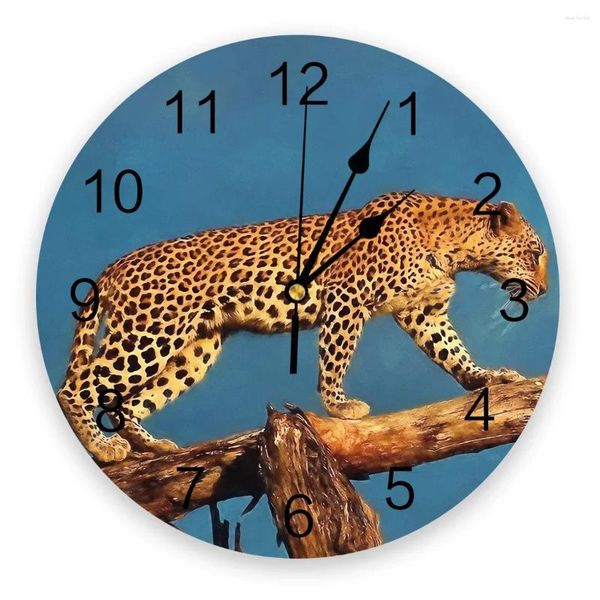 Wanduhren, Leoparden laufen auf Baumstämmen in der Abenddämmerung, Küchen-Desktop-Digitaluhr, nicht tickend, kreative Kinderzimmer-Uhr