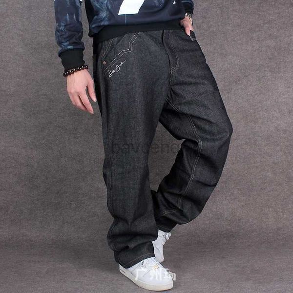 Herren Jeans Großhandel-2016 Männer Hip Hop Baggy Jeans für Street Dance Skateboard Loose Fit Hohe Qualität mit Stickerei Plus Größe 30 bis 46 Hot 240308