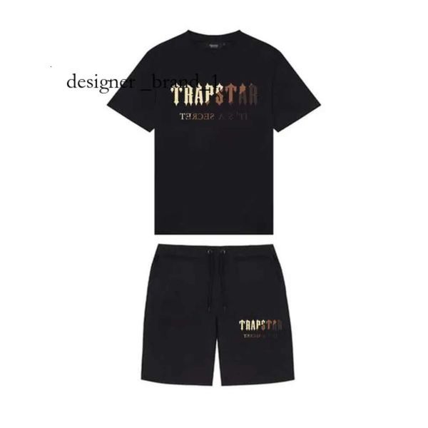 Рубашка Trapstar Мужские футболки 2023 Дизайнерские футболки Новое лето TRAPSTAR Хлопковая футболка с принтом Мужские пляжные шорты Комплекты уличной одежды Спортивный костюм Мужская спортивная одежда 6441