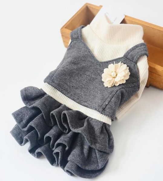 Одежда для собак Роскошное шерстяное пальто Зимняя теплая одежда для маленьких собак Вязаная футболка Юбка-пачка Дизайнерские рождественские подарки 10E8714583