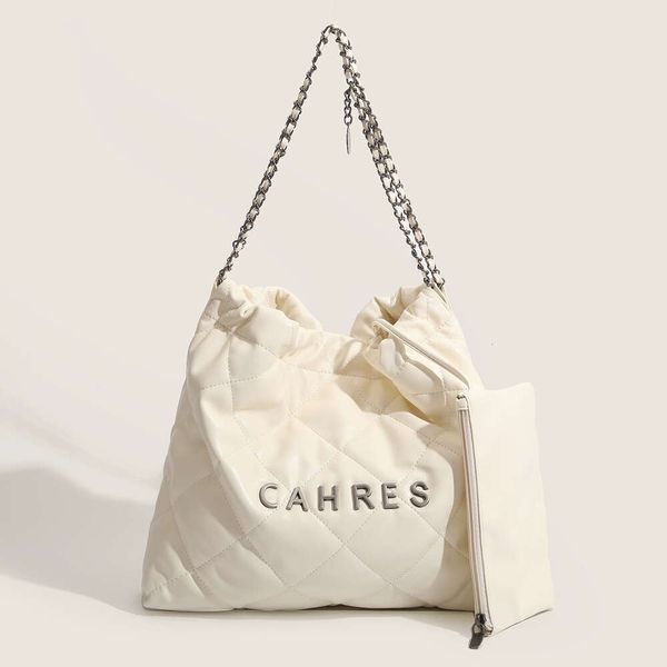 Compre online para venda 2024 primavera / verão Nova bolsa de transporte de grande capacidade Lingge Chain Pequena fragrância Feng Shui Balde Carta Hardware Ombro único para mulheres