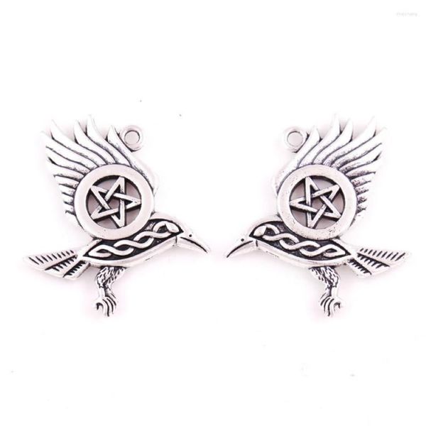 Colares pingentes Flying Raven Pentacle Antique Silver Dark Moon Morrigan Crow Magic Amulet325S