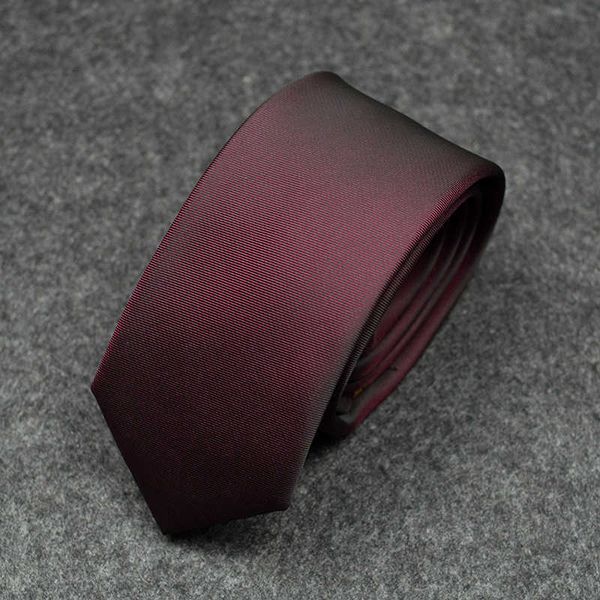 Cravatte firmate Vesti affari lavoro studente professionale Versione coreana stretta e alla moda sposo matrimonio vino rosso tinta unita cravatta 6/8 cm uomo 8289