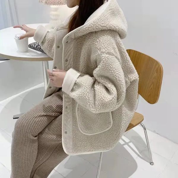 Giacche da donna Carino Ins Giacca con bottoni con cappuccio da donna Primavera Autunno Inverno Chic Cappotto di agnello caldo allentato Capispalla femminile all'ingrosso a buon mercato