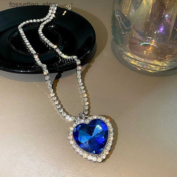 Collane con ciondolo Ciondolo a cuore in cristallo di lusso Collana in oro bianco 14 carati per donna Collana con strass completo Titanic Heart of Ocean Blue Heart Forever Jewelry L240309