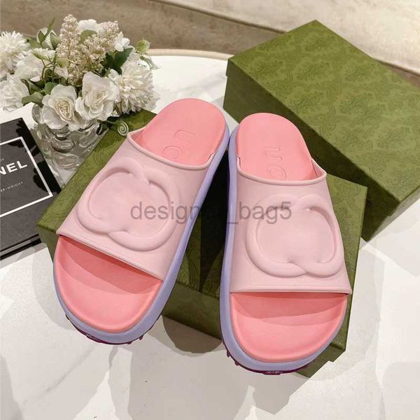 Designer Slides Pantofole da donna per uomo Pantofole estive macarone con fondo spesso antiscivolo, fondo morbido, pantofole alla moda per le donne che indossano sandali da spiaggia con una linea