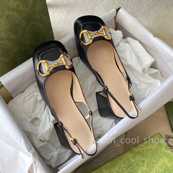 Nuovi sandali firmati Pantofole con tacco alto da donna Scarpe da donna in pelle nere Mary Jane Moda sexy eleganti mature ricamate estive Sandali con tacco grosso scivoli