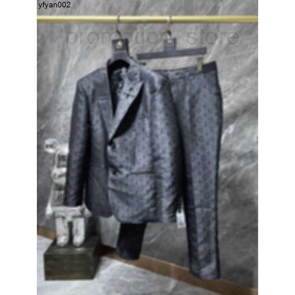 Abiti da uomo designer designer maschile cooperazione vestiti in stile occidentale cappotto slim cot casual casual