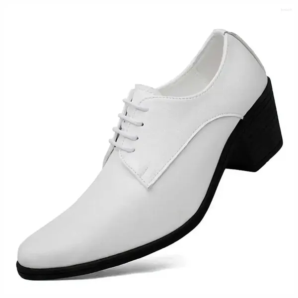 Scarpe eleganti Quinceanera in pelle naturale da uomo da sposa 2024 tacchi da sposa bianco ragazzo sportivo sneakers college allenamento scarpe da ginnastica