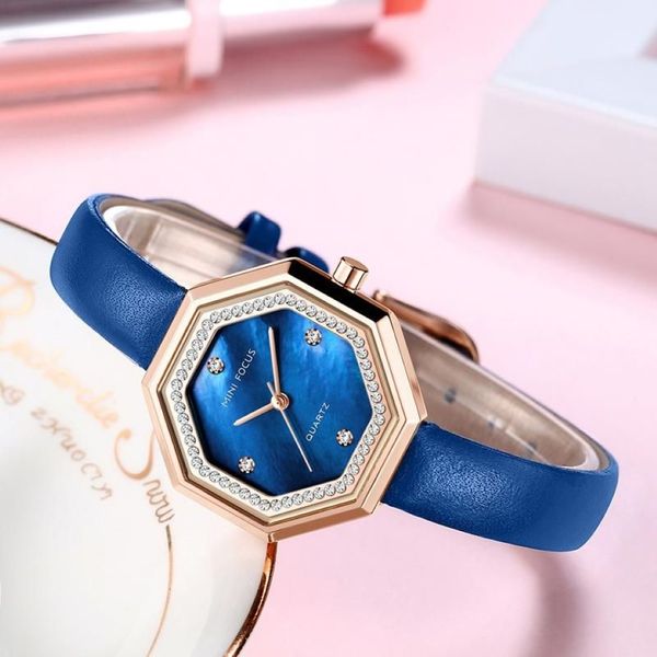 Armbanduhren Damen Leder Strass Uhr Silber Armband Quarz Wasserdicht Lady Business Analoge Uhren Rosa Blaues Zifferblatt Whatches271t