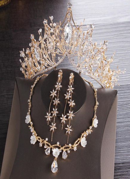 Ouro coroas de noiva tiaras acessórios para o cabelo headpiece colar brincos conjunto jóias moda conjuntos de jóias de casamento barato 2573181