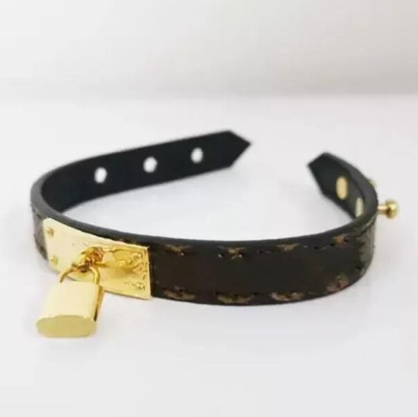 Neues Designer-Armband, modisches Luxus-Armband, hochwertiges Charm-Armband, Lederarmband, modisches Schloss-Armband, goldenes Armband, flaches braunes Markenarmband