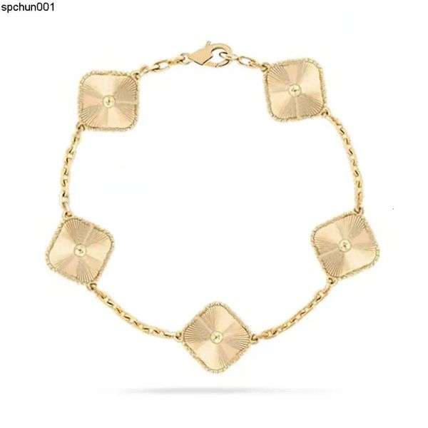 Braccialetti di design Bracciale Van Clover a quattro foglie in oro 18 carati con ciondolo a forma di amore, diamante di cristallo scintillante per le donne, ragazza, matrimonio, festa della mamma, gioielli con scatola