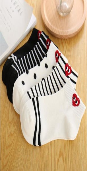 Novas meias amorosas de olhos grandes, meias de algodão Redheart, coreanas, pêssego, preto e branco, listradas, barco feminino 039s 5321274