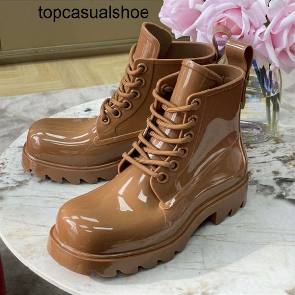 Bottega-Venetta Sapatos Grossos de Melhor Qualidade Casual Solado Martin Botas Mulheres Lace Up Jelly Rain Aumentar Amantes Curtos Homens e Mulheres usam À Prova D 'Água Alta