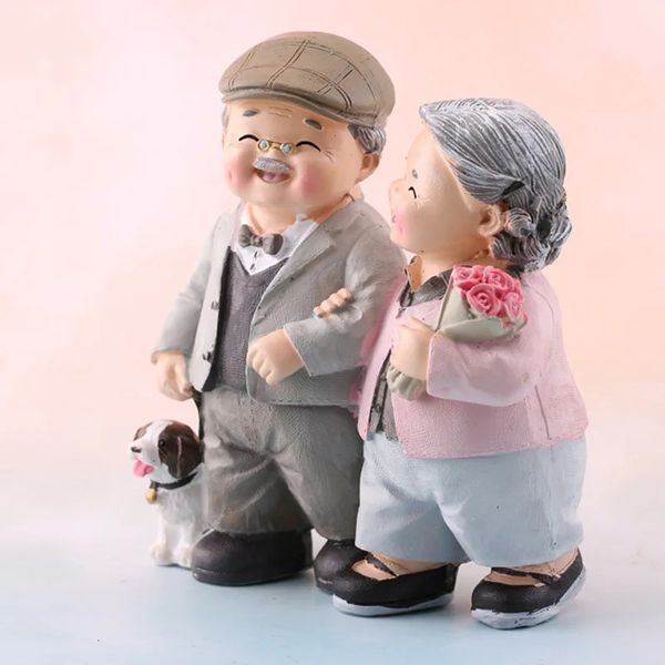 Resina moderna dos desenhos animados avó e vovô modelo escultura bolo namorados casal decoração para casa mesa estátua presente 240304