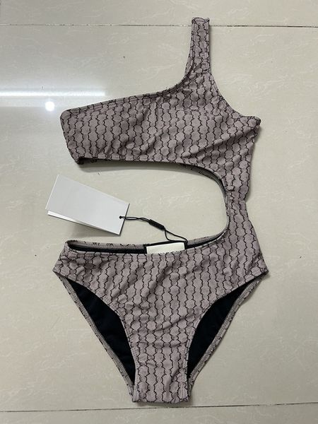 Vendita calda Bikini Donna Moda Costumi da bagno IN Stock Costume da bagno Fasciatura Costumi da bagno sexy Pad sexy Tow-piece 58 Stili Taglia S-XL # G10