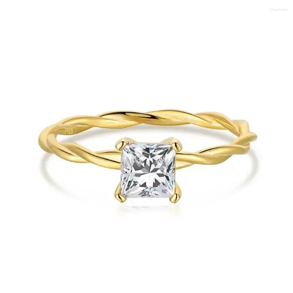 Anéis de cluster Emerald Cut Geometric Zircon 18K Anel torcido banhado a ouro adequado para mulheres elegantes